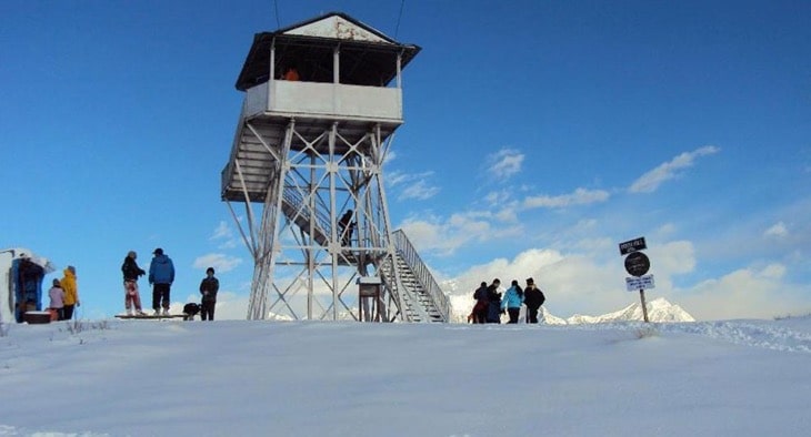 When is the Best Time to go on the Ghorepani Poonhill Trek? Snow December poon hill