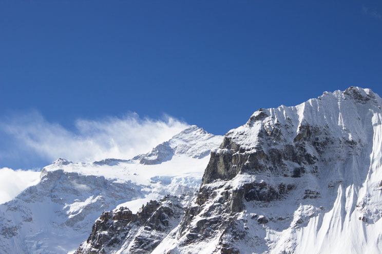 Kanchenjunga Circuit North To South Trek Report May 2016 first view of kanchenjunga
