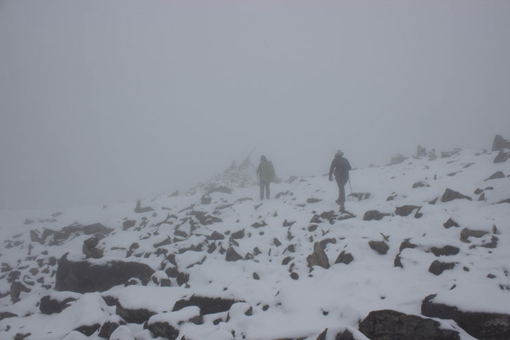 Kanchenjunga Circuit North To South Trek Report May 2016 lost in sinion la pass kanchenjunga