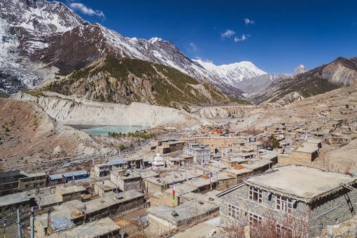 Annapurna Circuit 10 days Itinerary manang annapurna circuit