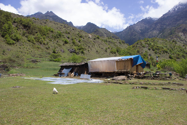 Kanchenjunga Circuit North To South Trek Report May 2016 new teahouse in gyabla kanchenjunga