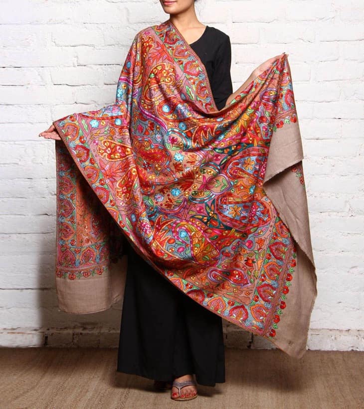 Top 10 souvenir from Nepal Pashmina Shawl