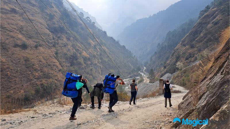 Starting hiking form Syabrubesi